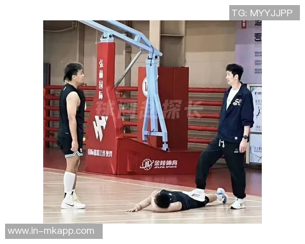 四川男篮今日顺利完成体测每天安排四个队伍从早到晚进行训练 四川男篮今日顺利完成体测每天安排四个队伍从早到晚进行训练