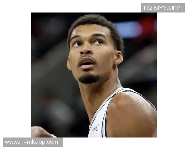 文班亚马:个人荣誉无所谓DPOY代表我为球队贡献力量 文班亚马:个人荣誉无所谓DPOY代表我为球队贡献力量