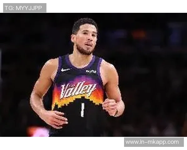 布克期待伤员复出与雷霆激战8强对决将是针尖对麦芒的较量 布克期待伤员复出与雷霆激战8强对决将是针尖对麦芒的较量