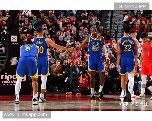 开拓者赛季首胜展现快速强硬流畅的进攻风格全解析